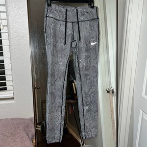 Nike tights dri fit